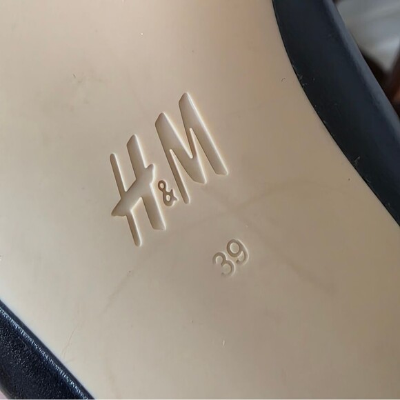 H&M Faux Leather Heeled Pointed Toe Bootie Boots Black Women's Size 8 US 39 - Picture 7 of 14